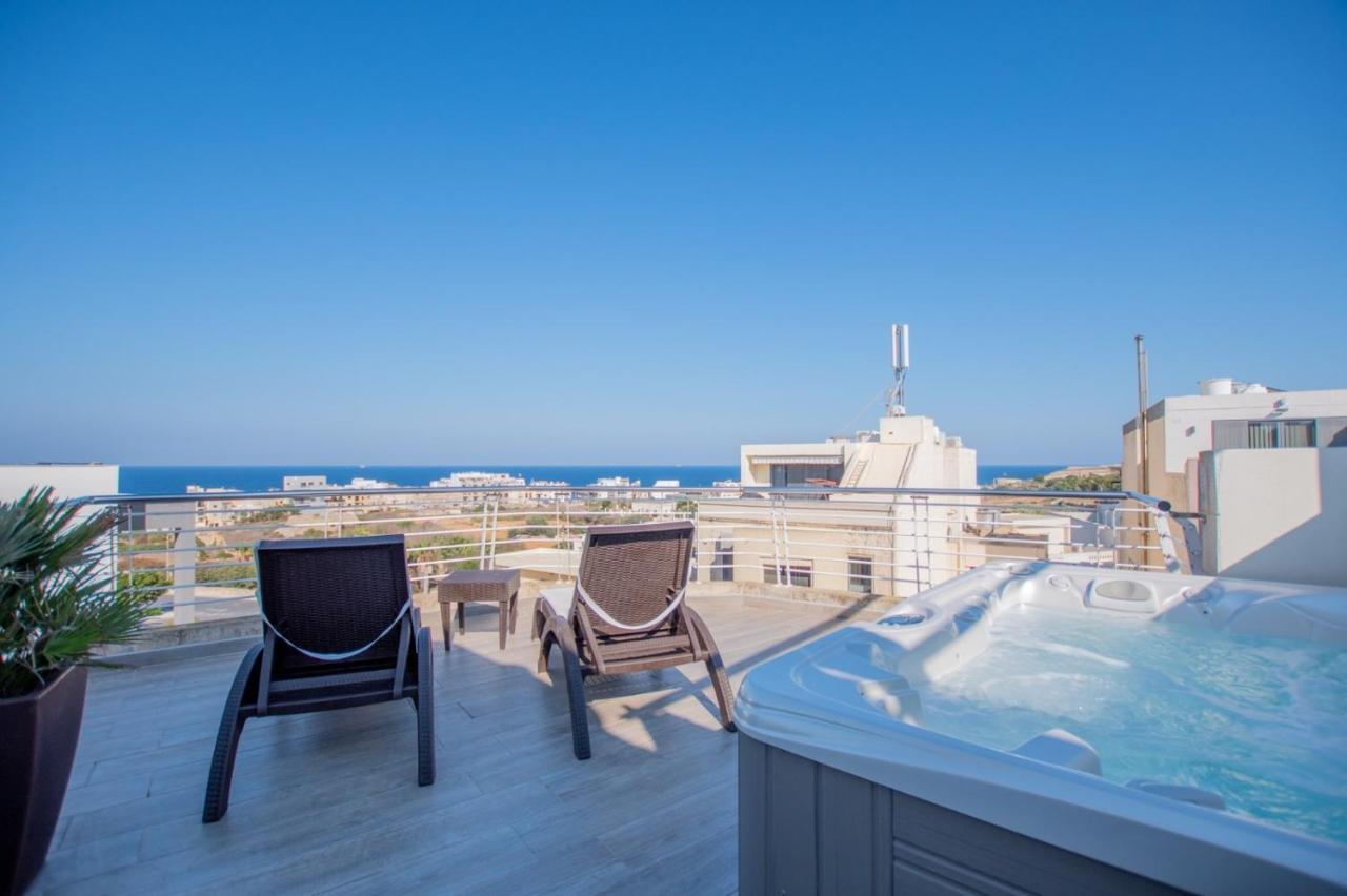 Appartamento Kernice Penthouse With Sea And Country Views Of Xghajra Esterno foto